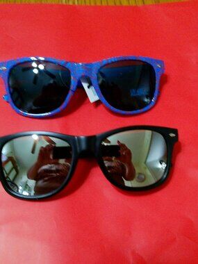 2 PAIR OF NEW SUNGLASSES HB